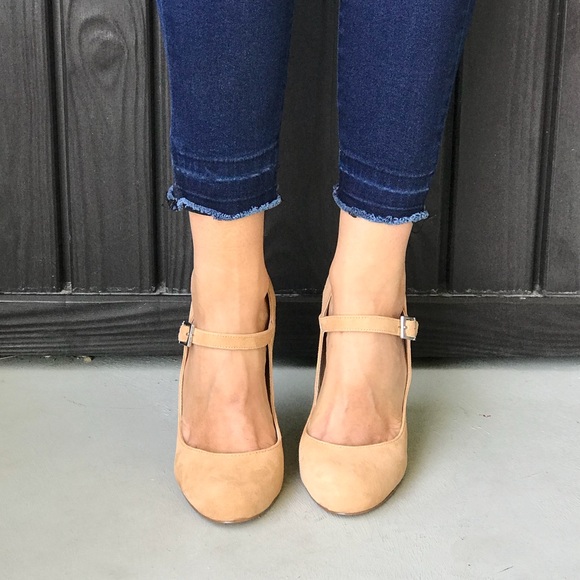 NIB Mercury Nude High Heel Mary Jane Pump - Picture 3 of 8